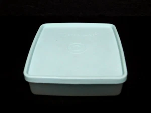 Tupperware Sandwichbehälter mintgrün Ex. Vintage Zustand - Bild 1 von 5