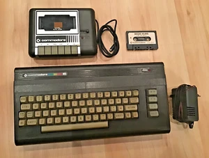 Commodore C 16 , Original Netzteil, Datasette + Basic Kurs - Bild 1 von 1