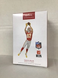 TRAVIS KELCE ~ NFL ~ KANSAS CITY CHIEFS ~ 2024 Hallmark Keepsake Ornament - Imagen 1 de 2