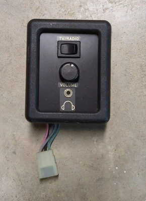 Chevrolet G20 1994 conversión furgoneta radio TV interruptor de control con puerto conector para auriculares Foto 1 de 4