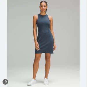 Lululemon geripptes Softstreme Slim-Fit Tank Kleid Athleisure Training Gorpcore 6 - Bild 1 von 6
