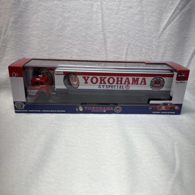 M2 Machines Yokohama 1957 Mack Model N & 1971 Nissan Skyline GT-R (S33  18-25) - Image 1 of 4