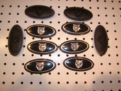 Volante Jaguar Original OEM XJ6 Serie 2 1974-1979 Negro 1 Emblema SOLO Foto 1 de 4