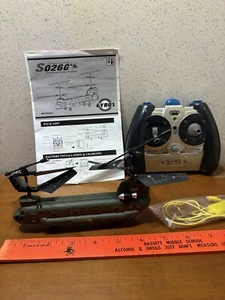 RC Chinook Helicopter - Picture 1 of 1