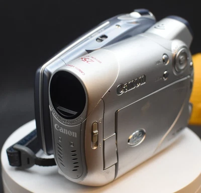 Canon DC95 DVD Camcorder 20x Zoom DIGIC DV Retro Digital Video + Boxed Accs - Image 1 of 4