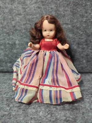 Muñeca libro de cuentos Nancy Ann 5,5" de plástico duro/articulados/ojos dormidos de colección años 40-50 Foto 1 de 4