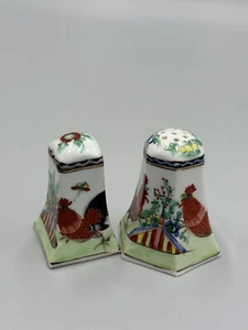Antique 20th C. Chinese Famille Rose Rooster Cabbage Salt and Pepper Shakers - Picture 1 of 9
