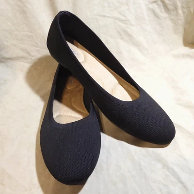 🩰 Old Navy Almond Toe Ballet Flats 10 M Black Woven Fabric; Comfort Insoles - Image 1 of 4