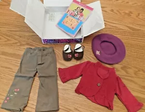 NIB RETIRED 2009 American Girl "Photographer Outfit" w Pants*Jacket*Shoes*Beret - Picture 1 of 3