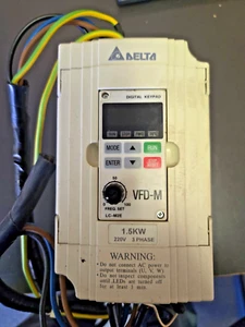 Inverter DELTA VFD015M23A - Foto 1 di 2