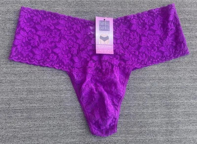 Hanky Panky NWT Retro Thong Plus Fits 14-24 Lace Panty Underwear One Size $25 - Image 1 of 4