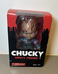 MEZCO Chucky Vinyl Figure In Box - Free Aus Post! - Picture 1 of 7
