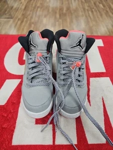 Air Jordan 5 Retro Größe 5Y (GS) GEBRAUCHTER ERSATZKARTON - Bild 1 von 6
