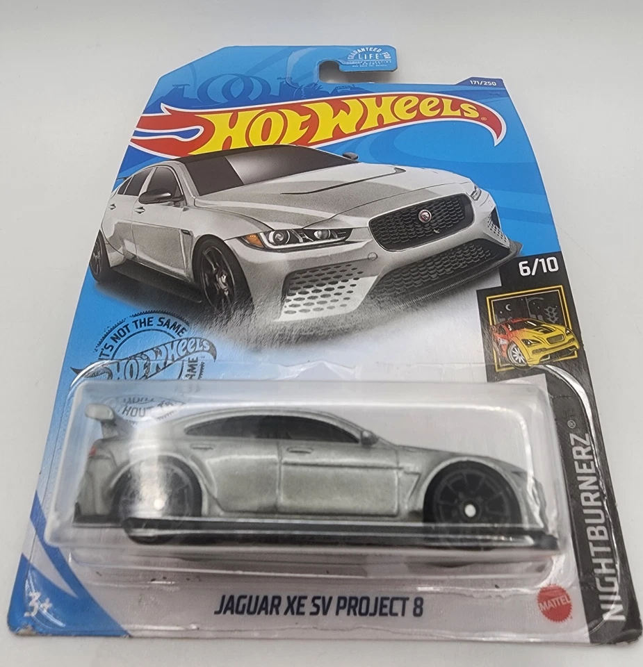 Hot Wheels L2593 1 64 2020 Silver Koenigsegg Jesko