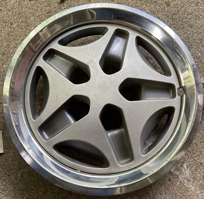 1981 1982 1983 AMC Concord Spirit OEM 14" tapacubos tapacubos de colección 3237039 Foto 1 de 4