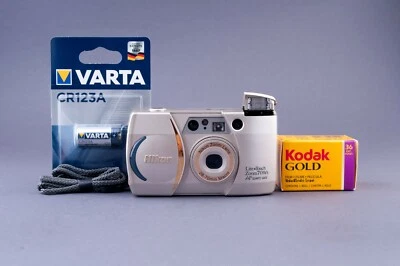 Nikon LiteTouch Zoom 70WS Quartz Date 35mm Point & Shoot Film Camera - Image 1 of 4