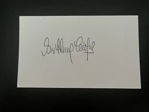 SIR HENRY COOPER - LEGENDARY BRITISH BOXER - SIGNED WHITE CARD - Picture 1 of 1