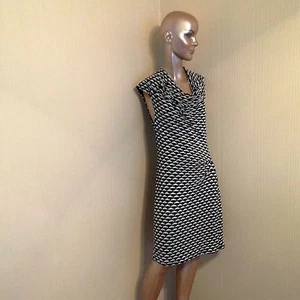 DRESS,MAX STUDIO, BLACK AND WHITE, SLEEVELESS, PULLOVER DRESS, SIZE M - Picture 1 of 6