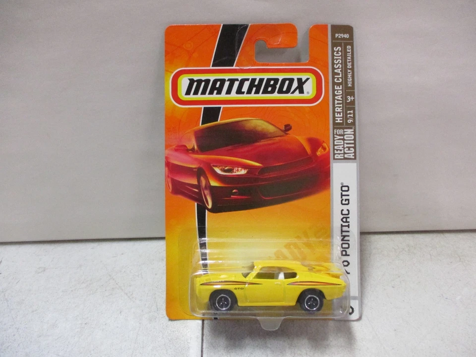 Matchbox ‘11 Mini Countryman 1/100 1 64 COMB SHIP