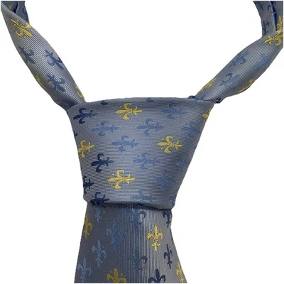 "Corbata Creazioni Tucci Firenze 100 % seda azul y amarillo flor de lis 3,25""x60""" Foto 1 de 3