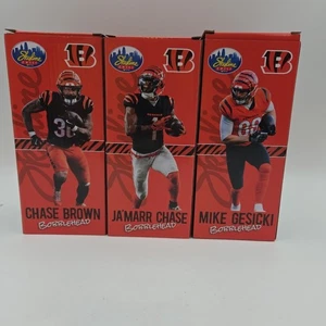 Jamarr Chase, Mike Gesicki & Chase Brown Cincinnati Bengals Skyline Wackelköpfe - Bild 1 von 8