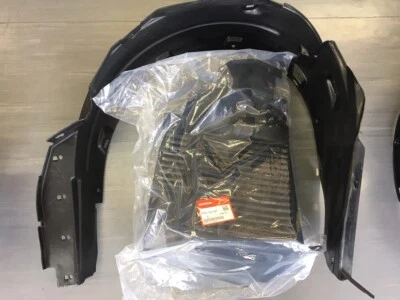 JUEGO DE GUARDABARROS Y CLIPS INTERIOR DELANTERO HONDA GENUINO OEM ACURA NSX NA1 Foto 1 de 3