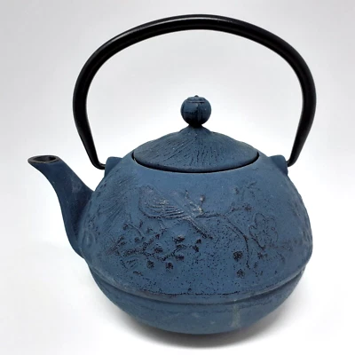 Cast Iron Blue Bird Teapot Japanese Tetsubin Tea Kettle Bird  with Infuser NEW - Image 1 of 4