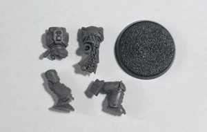Warhammer 40k World Eaters Khorne Berzerker Cuerpo y Base (E) - Imagen 1 de 2