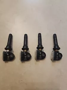13540606 Set of Four 4 New OEM GM Tire Pressure Sensors TPMS 433MHz - Picture 1 of 4