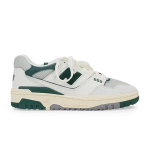 NIB NEW BALANCE WHITE 550 SNEAKERS SIZE 8 $120 - Picture 1 of 8