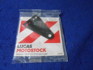 NOS Lucas Horn Mount Bracket British Motorcycles, Healey TR MG Jaguar 54680686 - Imagen 1 de 3