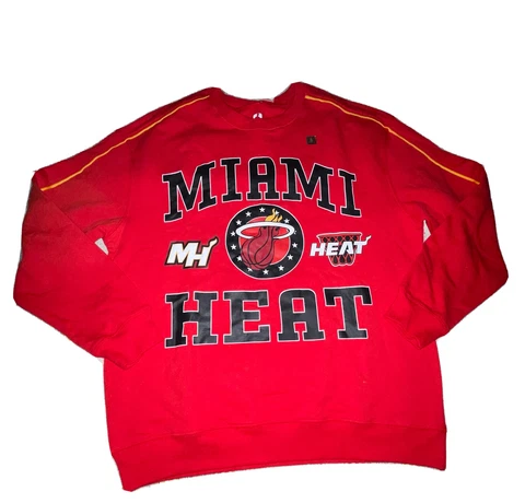 NBA Miami Heat Women’s Size Large Sweatshirt Red Graphic Pullover Basketball Cover