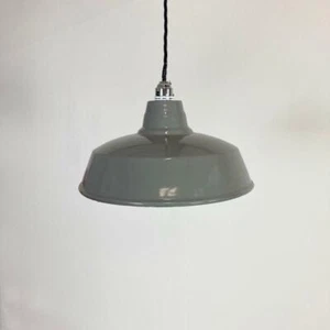 COLGANTE DE FÁBRICA DE ESMALTE BENJAMIN GRIS INDUSTRIAL DE COLECCIÓN #3567 - Imagen 1 de 3