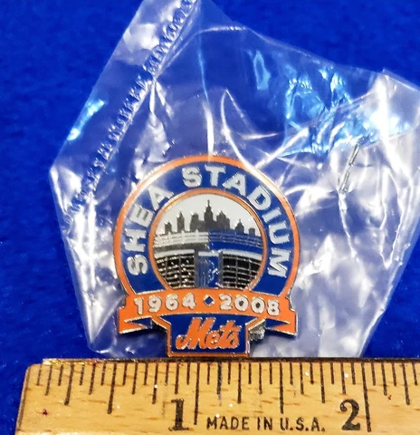 New York METS Shea Stadium 1964 - 2008 Final Season Pin MINT IN SEALED BAG Cover