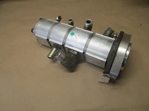 2013 Toro Groundsmaster 4000D Hydraulic Pump Assembly 30448N 4000-D 114-9770 - Picture 1 of 4
