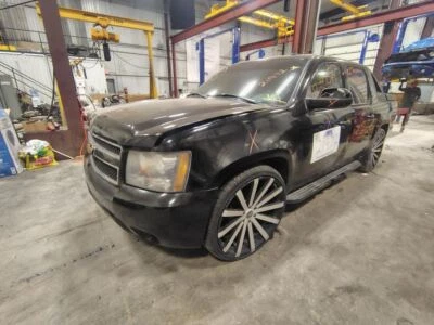 07 - 08 CHEVROLET AVALANCHE 1500 Air Cleaner Box E852229 - Image 1 of 4