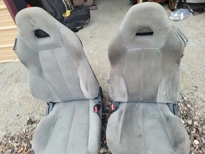 MITSUBISHI ECLIPSE SPYDER 2008 OEM JUEGO DE ASIENTOS DELANTEROS GRIS CLARO BASES INCLUIDAS  Foto 1 de 4