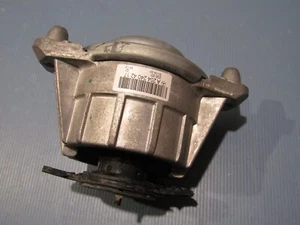 Supporto motore sinistro Mercedes W204 W212 originale A2042404217 REF R10-2502-07 - Foto 1 di 8
