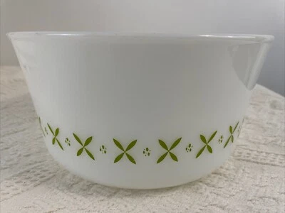 Vintage Anchor Hocking Fire King Big 9" Mixing Bowl Green X  Spout Oven Proof - Image 1 of 4