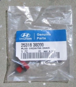 2004 Hyundai Santa Fe Radiator Drain Plug 25318 38000 New And Sealed - Picture 1 of 2