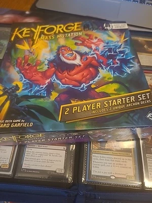 KeyForge: Mass Mutation 2 Player Starter Set Box de Fantasy Flight Games - Nuevo Foto 1 de 4