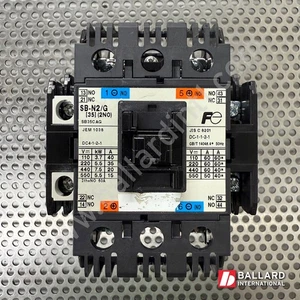 Fuji Electric SB-N2/G DC Magnetic Contactor - Picture 1 of 4