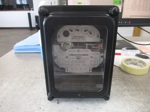 GE Watthour Meter 706X69G22 120V 60Hz 3P Used - Picture 1 of 6