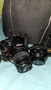 Nikon D3200 + Objektive + Zubehör - Bild 1 von 5