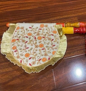 Handcrafted Cloth Hand Fan Sangeet Punjabi Jaggo Maiyaan Decoration, Pakhi White - Picture 1 of 4