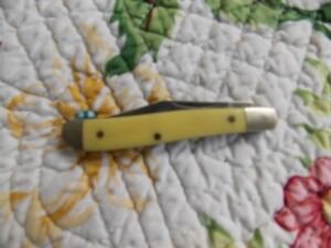 Camillus Yellow Jaket 710 Pocket Knife