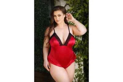 Lencería Fantasy Curve Cleo Falda Peluche Con Ribete de Encaje y Cierre a Presión Rojo Foto 1 de 3