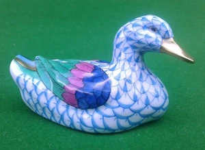 HEREND DUCK IN BLUE FISHNET - 15337. - Picture 1 of 11