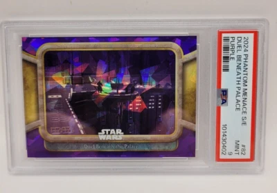 POP 2! 2024 Topps Star Wars Phantom Menace/125 Duelo Bajo Palacio Púrpura PSA 9 Foto 1 de 4