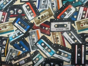 CASSETTE CD CDS TAPES COMPACT CASSETTES MUSIC TAN DIGITAL COTTON FABRIC FQ - Picture 1 of 7